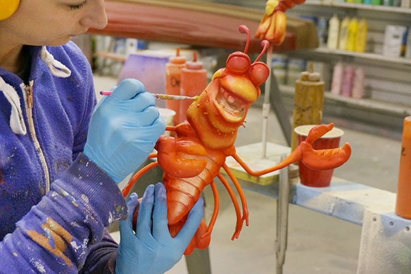 3D lobster being painted.